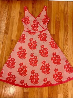 Boden Coral and Pink Floral V‑Neck Sundress